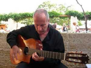 אוריאל אטלס בהופעה